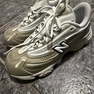 New Balance 1000 Taupe and White Running Sneakers